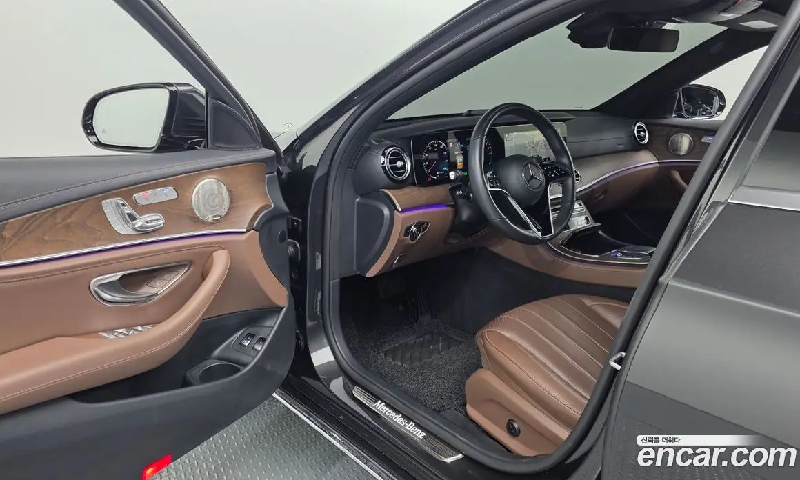 Mercedes-Benz E-Class 2023 2.0 гидро, фото 13 Mercedes-Benz E-Class 2023 2.0 гидро, фото 13