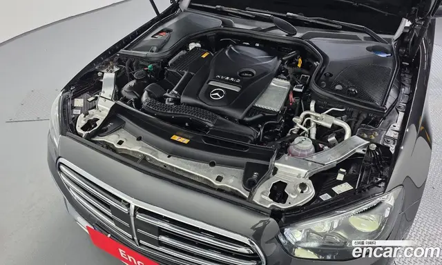 Mercedes-Benz E-Class 2023 2.0 гидро, миниатюра 6 Mercedes-Benz E-Class 2023 2.0 гидро, миниатюра 6