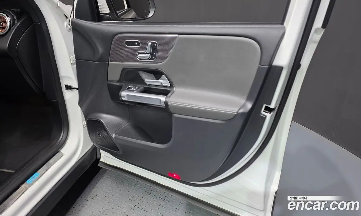 Mercedes-Benz EQB 2023 0.2 гидро, фото 14 Mercedes-Benz EQB 2023 0.2 гидро, фото 14