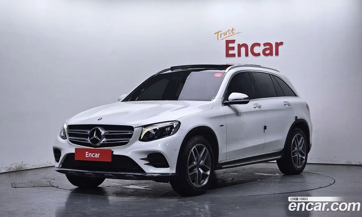 Mercedes-Benz GLC-Class 2018 2.0 гидро, фото 1 Mercedes-Benz GLC-Class 2018 2.0 гидро, фото 1