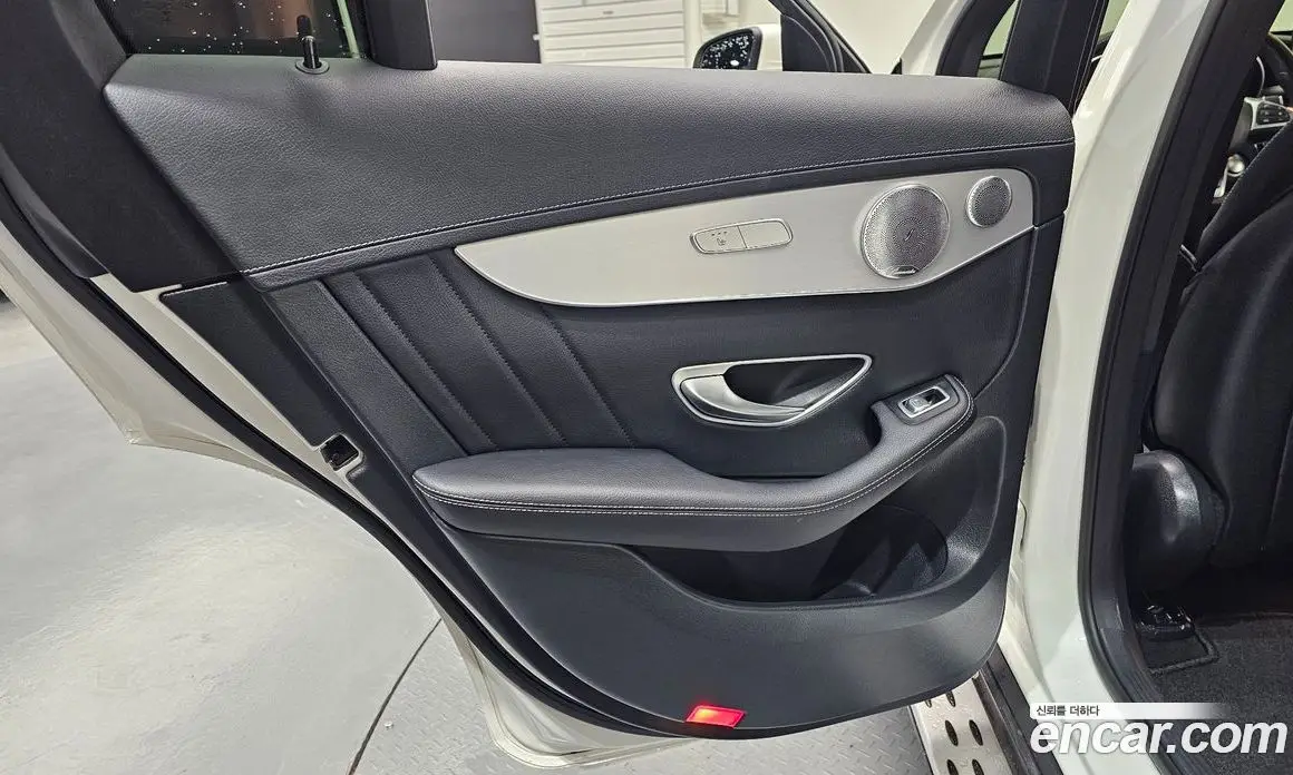 Mercedes-Benz GLC-Class 2018 2.0 гидро, фото 15 Mercedes-Benz GLC-Class 2018 2.0 гидро, фото 15