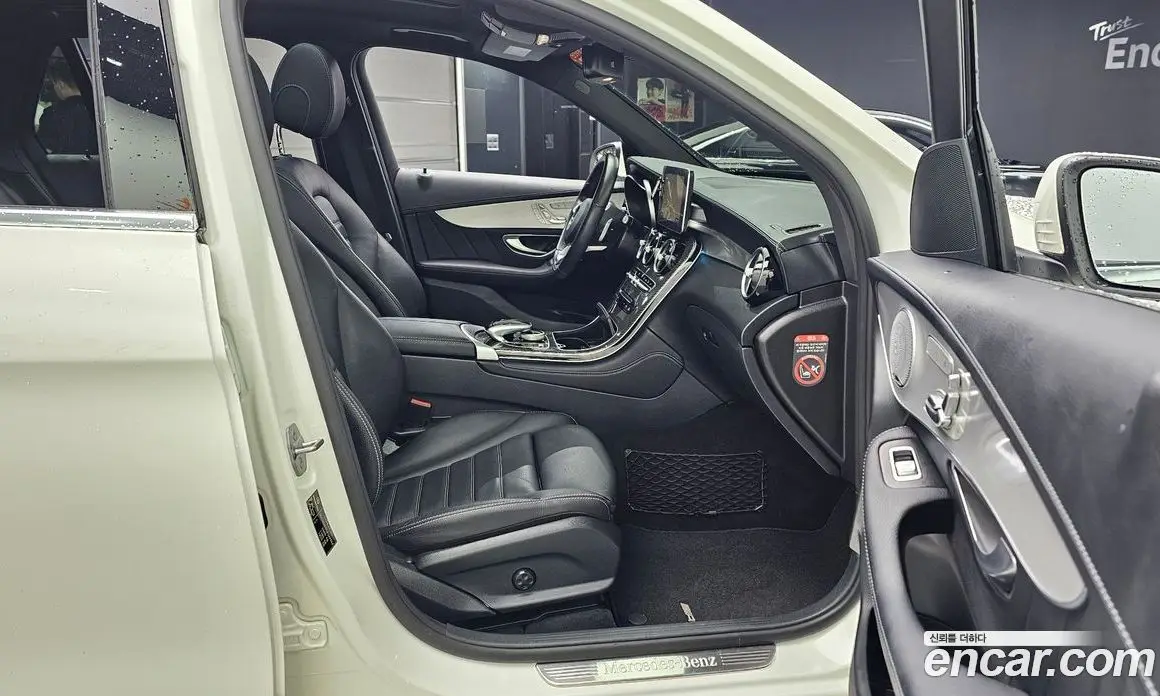 Mercedes-Benz GLC-Class 2018 2.0 гидро, фото 17 Mercedes-Benz GLC-Class 2018 2.0 гидро, фото 17