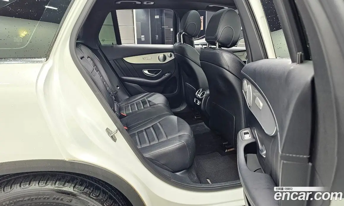 Mercedes-Benz GLC-Class 2018 2.0 гидро, фото 18 Mercedes-Benz GLC-Class 2018 2.0 гидро, фото 18