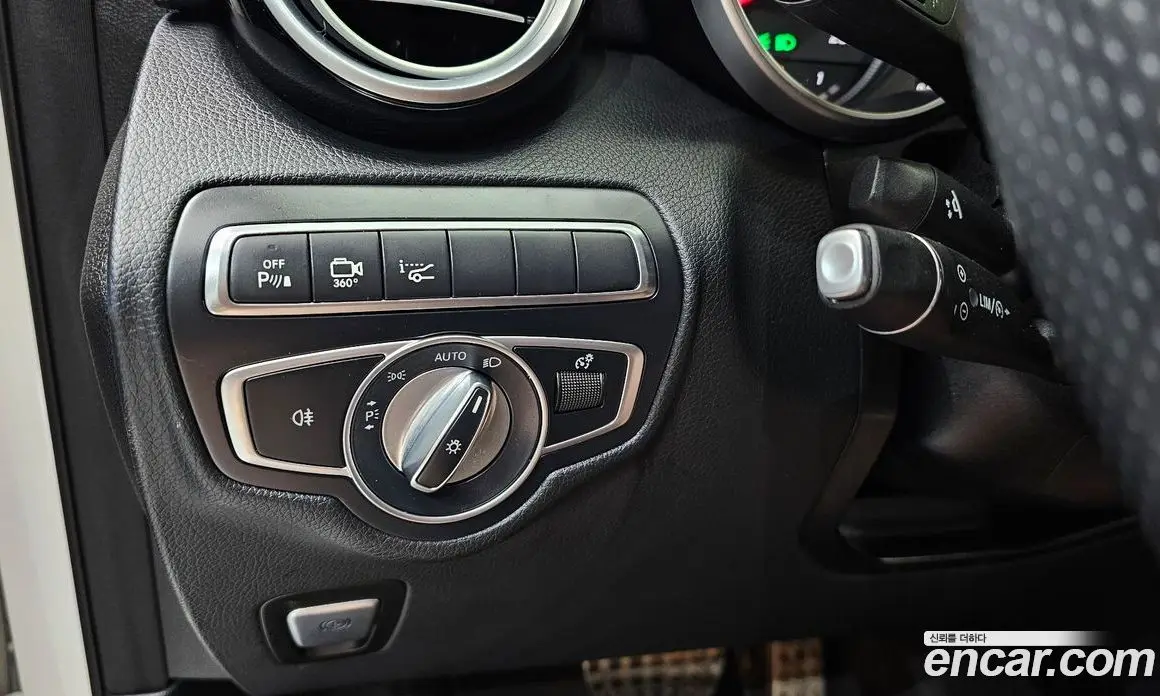 Mercedes-Benz GLC-Class 2018 2.0 гидро, фото 22 Mercedes-Benz GLC-Class 2018 2.0 гидро, фото 22