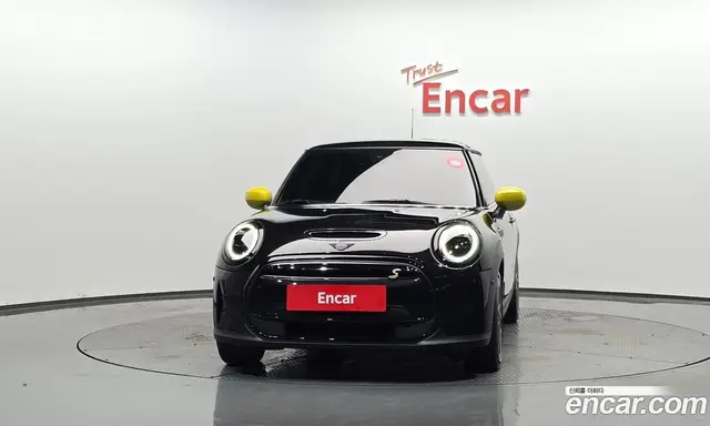 Mini Cooper 2023 автомат (гидро), миниатюра 3