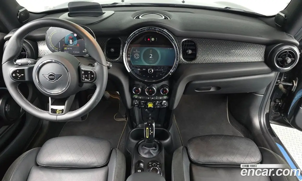 Mini Cooper 2023 автомат (гидро), фото 7