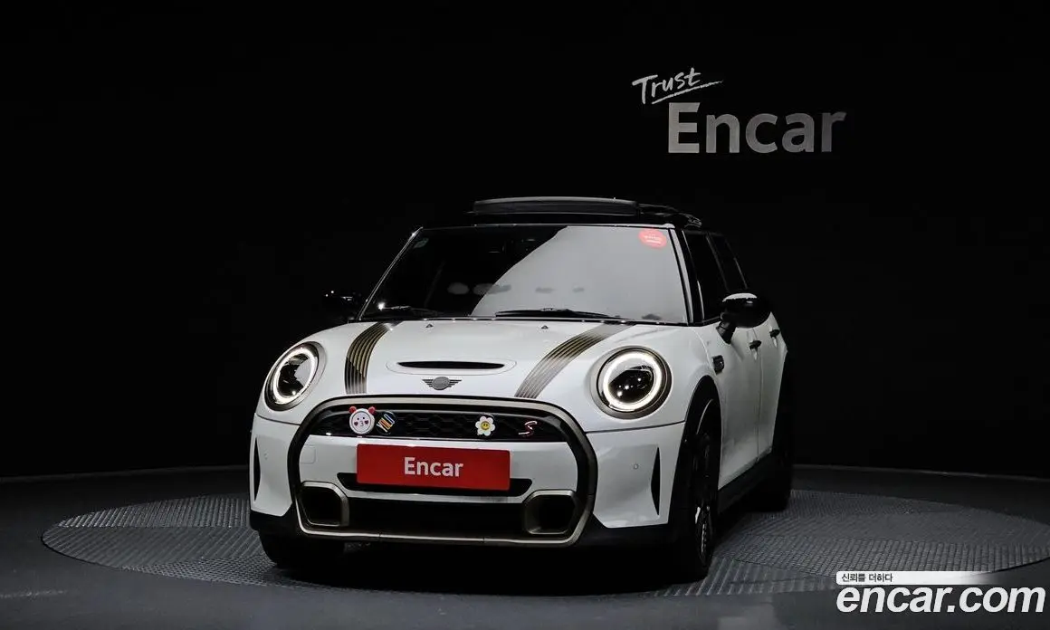 Mini Cooper 2023 2.0 автомат (гидро), фото 3