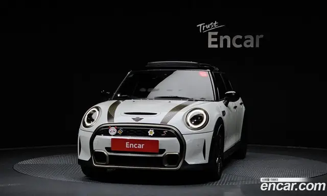 Mini Cooper 2023 2.0 автомат (гидро), миниатюра 3
