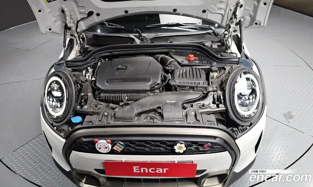 Mini Cooper 2023 2.0 автомат (гидро), миниатюра 6