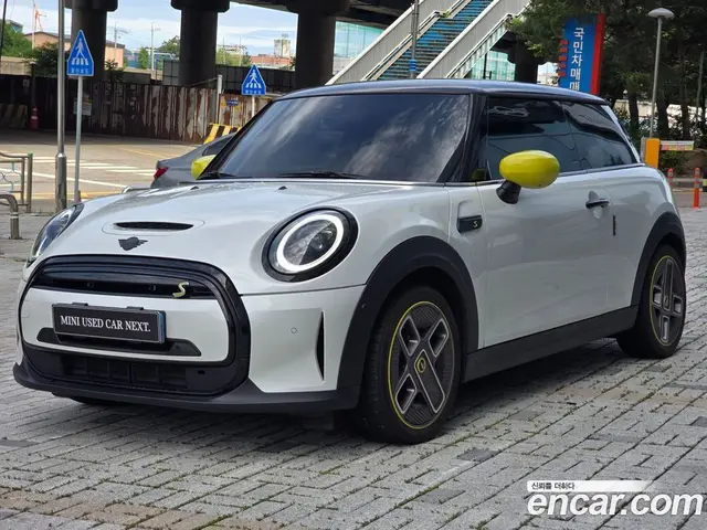 Mini Cooper, 2023, 10 843 км