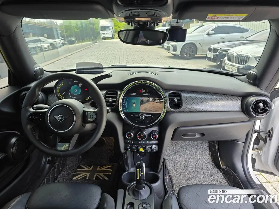 Mini Cooper 2023 автомат (гидро), фото 7