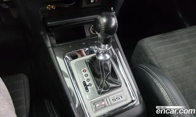 Mitsubishi Lancer Evolution 2010 2.0 автомат (гидро), миниатюра 9 Mitsubishi Lancer Evolution 2010 2.0 автомат (гидро), миниатюра 9