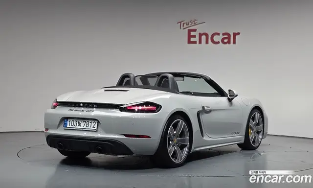 Porsche 718, 2022, 45 035 км