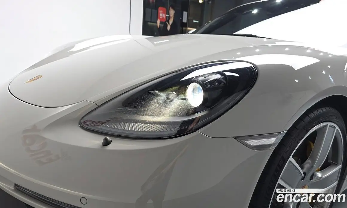 Porsche 718 2022 4.0 автомат (гидро), фото 7