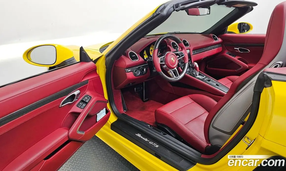 Porsche 718 2024 4.0 автомат (гидро), фото 13