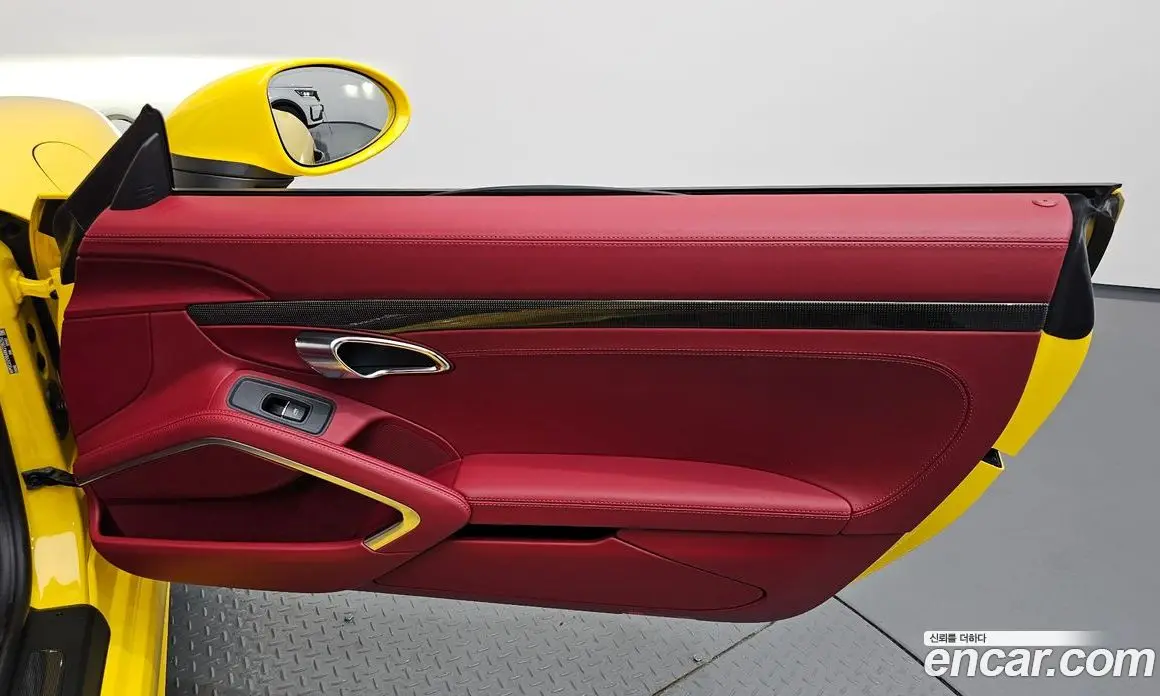 Porsche 718 2024 4.0 автомат (гидро), фото 14
