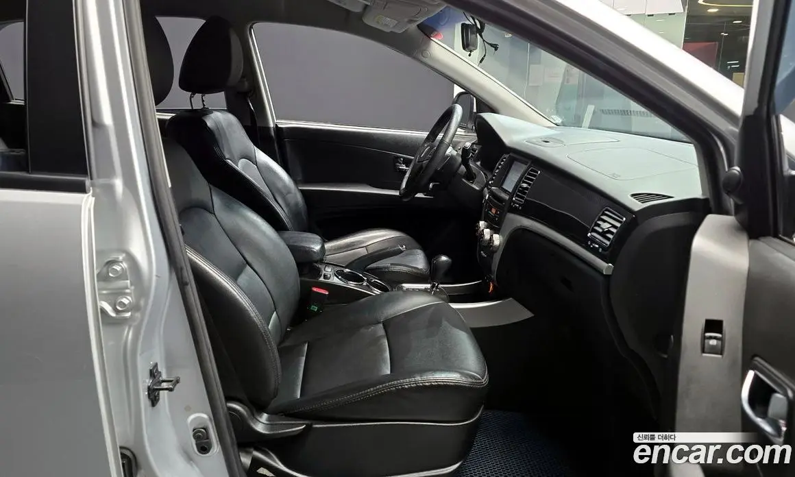 SsangYong Korando 2013 2.0 автомат (гидро), фото 10