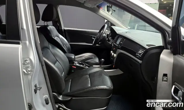 SsangYong Korando 2013 2.0 автомат (гидро), миниатюра 10