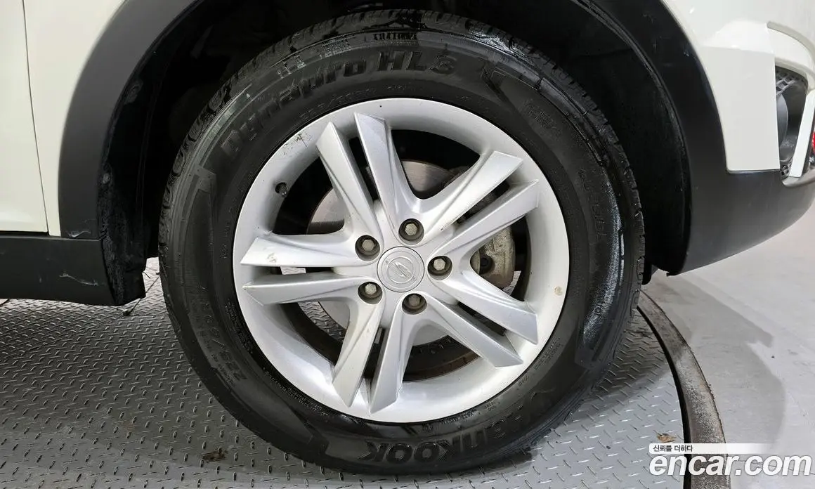SsangYong Korando 2015 2.0 автомат (гидро), фото 5