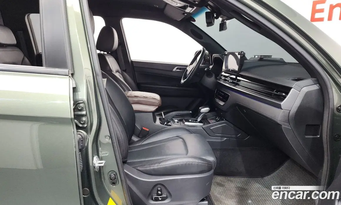 SsangYong Rexton 2023 2.2 автомат (гидро), фото 16