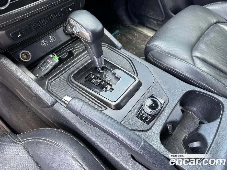 SsangYong Rexton 2023 2.2 автомат (гидро), фото 9