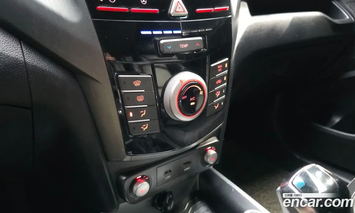 SsangYong TIBOLI 2018 1.6 автомат (гидро), фото 16