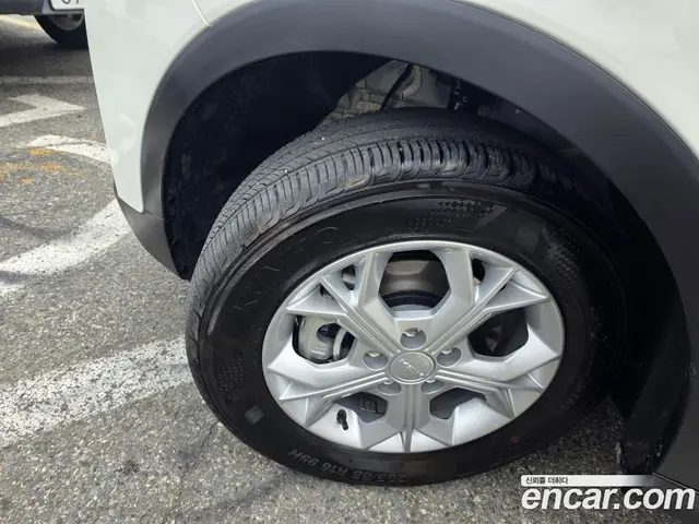 SsangYong TIBOLI 2025 1.6 автомат (гидро), миниатюра 5