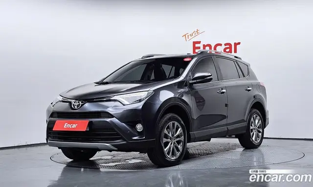 Toyota RAV4 2018 2.5 автомат (гидро), миниатюра 1 Toyota RAV4 2018 2.5 автомат (гидро), миниатюра 1