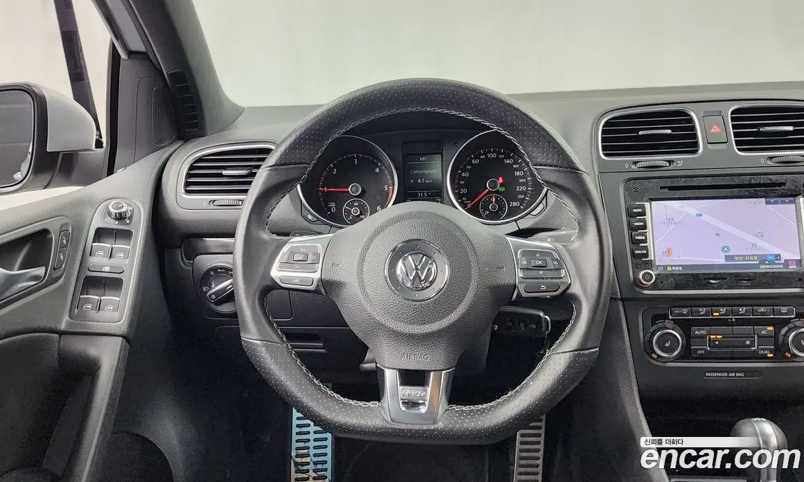 Volkswagen Golf 2010 2.0 автомат (гидро), фото 13