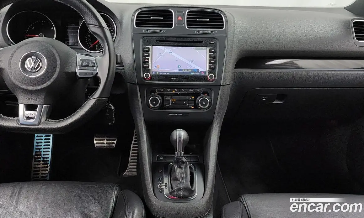 Volkswagen Golf 2010 2.0 автомат (гидро), фото 14