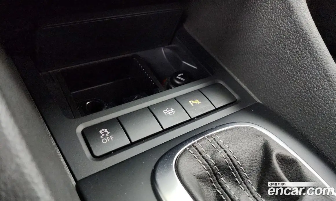 Volkswagen Golf 2010 2.0 автомат (гидро), фото 15