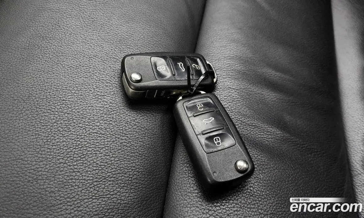 Volkswagen Golf 2010 2.0 автомат (гидро), фото 17