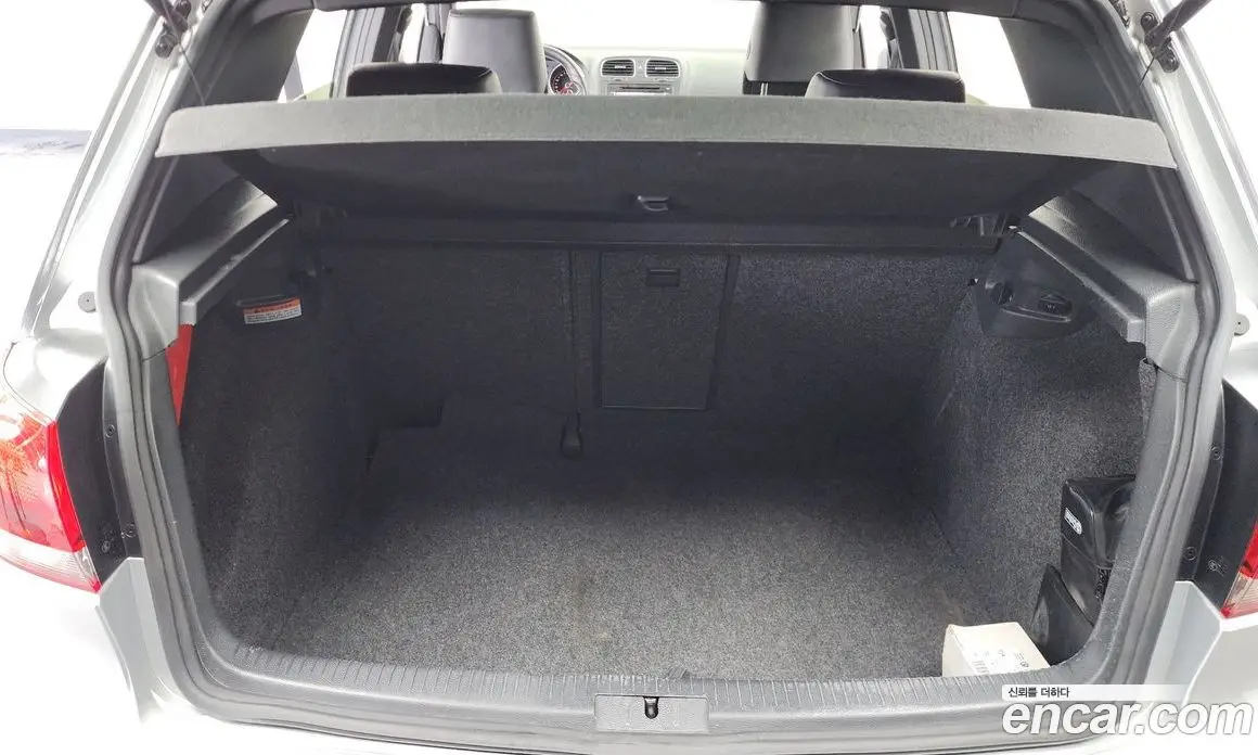 Volkswagen Golf 2010 2.0 автомат (гидро), фото 19