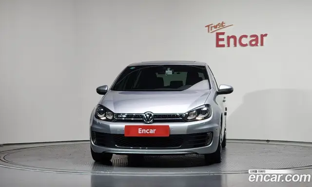 Volkswagen Golf 2010 2.0 автомат (гидро), миниатюра 3