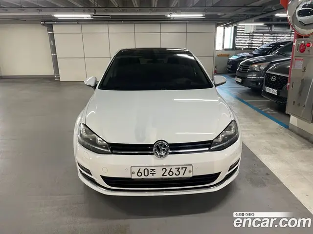 Volkswagen Golf 2015 2.0 автомат (гидро), миниатюра 3