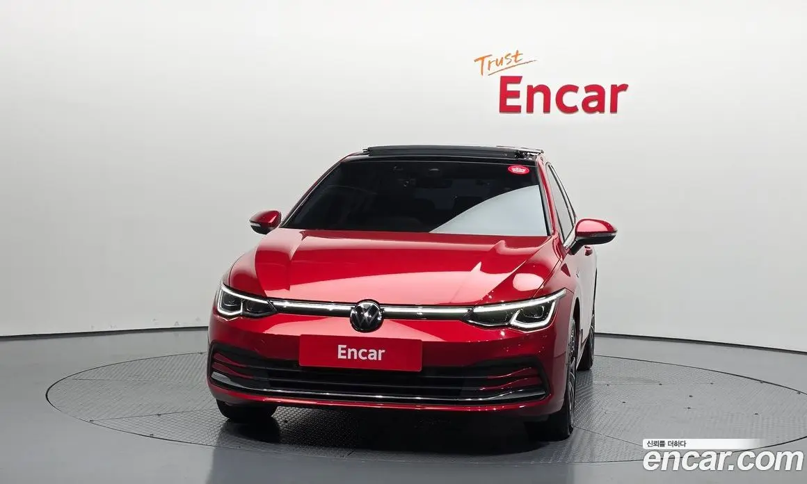 Volkswagen Golf 2024 2.0 автомат (гидро), фото 3