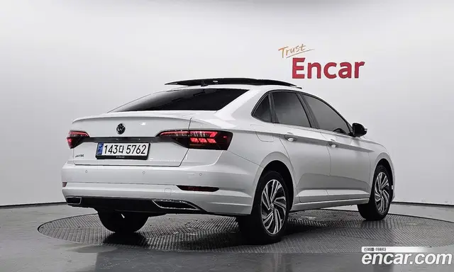 Volkswagen Jetta 2020 1.4 автомат (гидро), миниатюра 2