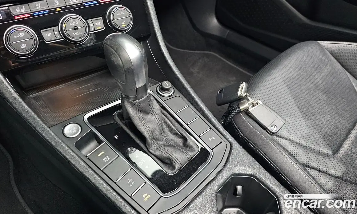 Volkswagen Jetta 2020 1.4 автомат (гидро), фото 9