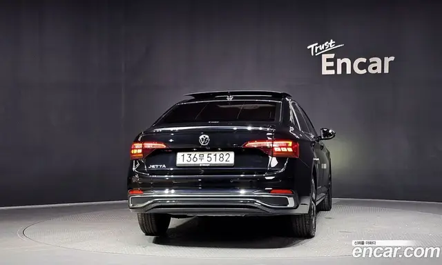 Volkswagen Jetta 2024 1.5 автомат (гидро), миниатюра 4