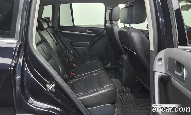 Volkswagen Tiguan 2013 2.0 автомат (гидро), миниатюра 11