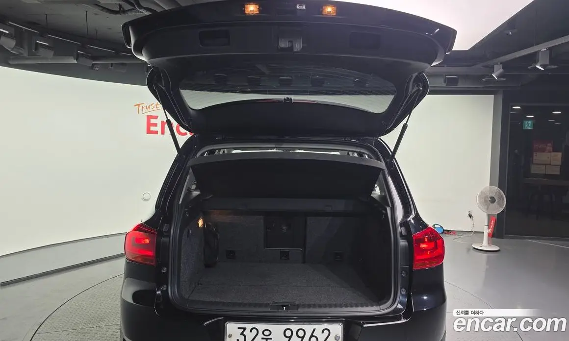 Volkswagen Tiguan 2013 2.0 автомат (гидро), фото 20