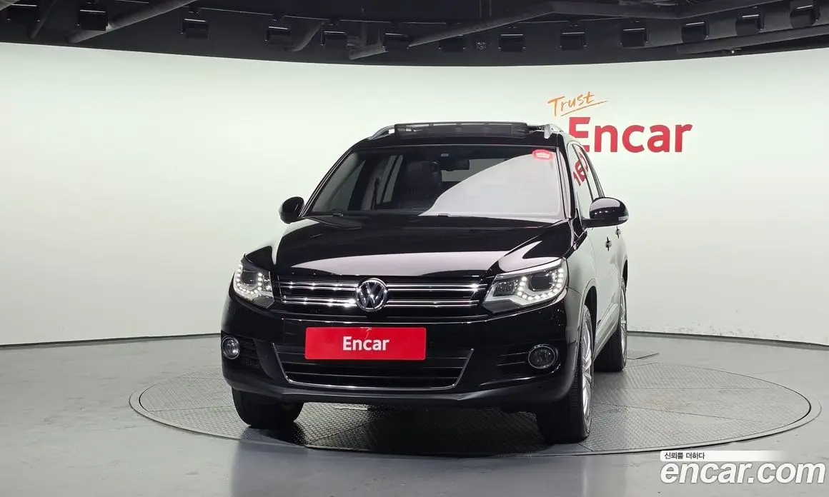 Volkswagen Tiguan 2013 2.0 автомат (гидро), фото 3