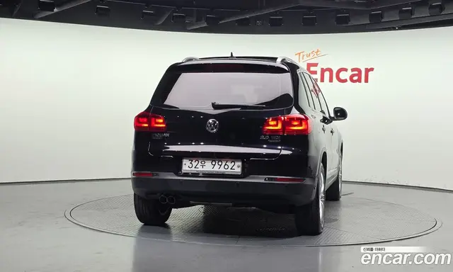 Volkswagen Tiguan 2013 2.0 автомат (гидро), миниатюра 4