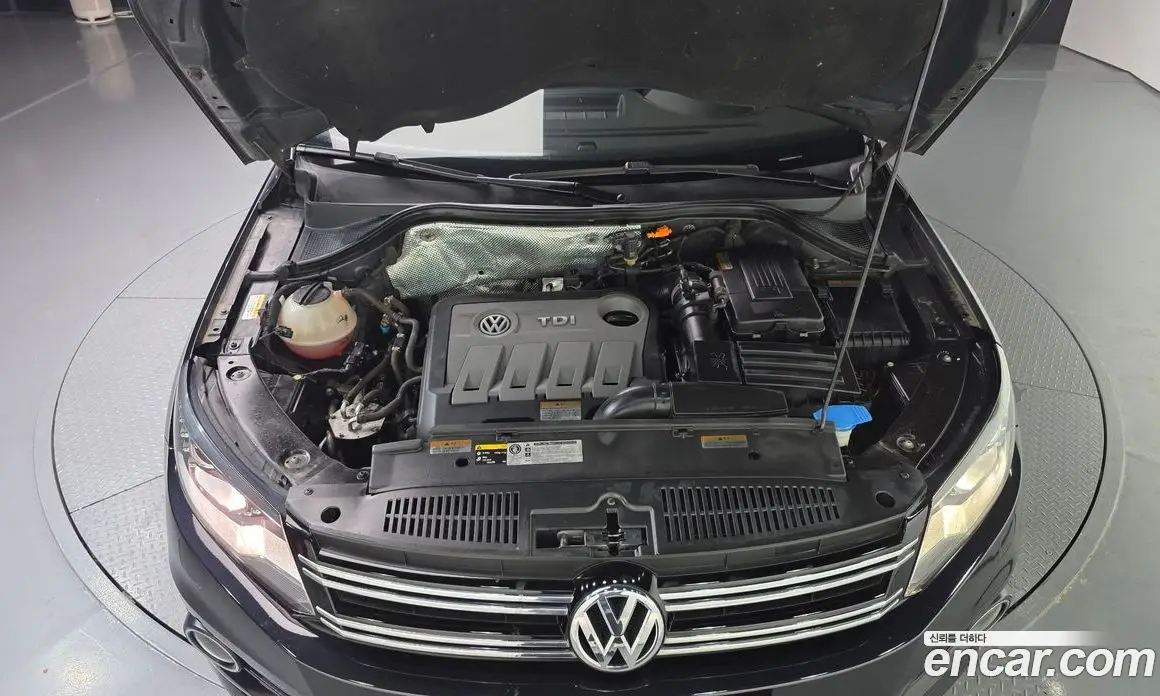Volkswagen Tiguan 2013 2.0 автомат (гидро), фото 6