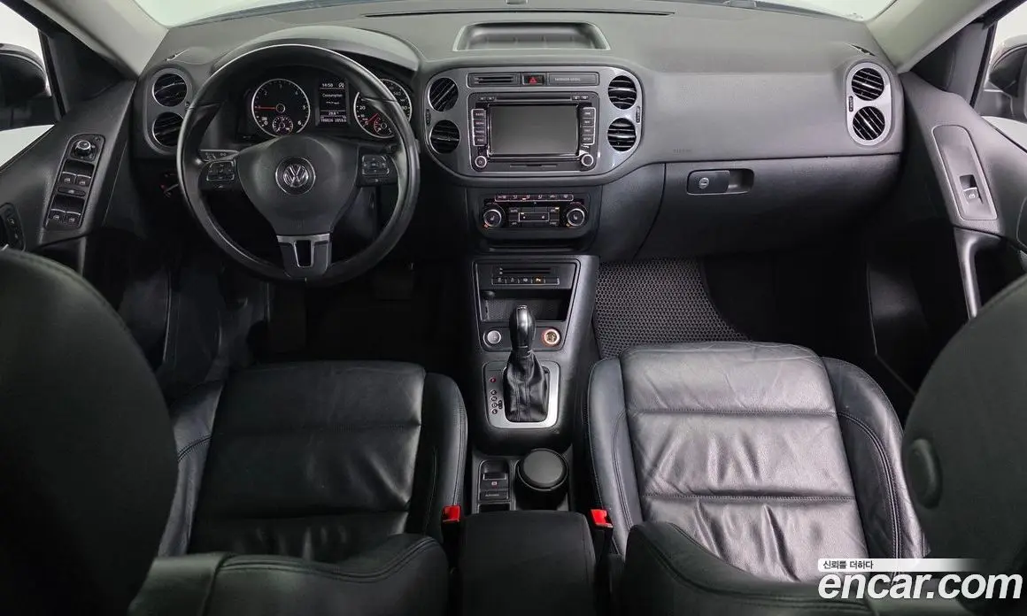Volkswagen Tiguan 2013 2.0 автомат (гидро), фото 7