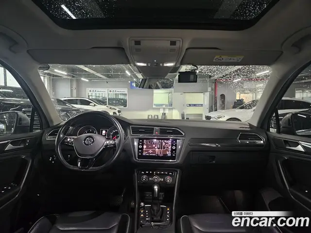 Volkswagen Tiguan 2020 2.0 автомат (гидро), миниатюра 7