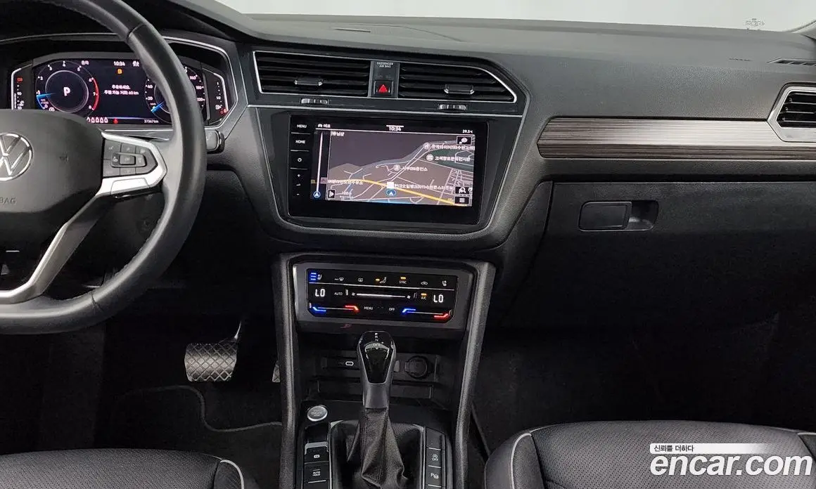 Volkswagen Tiguan 2023 2.0 автомат (гидро), фото 20