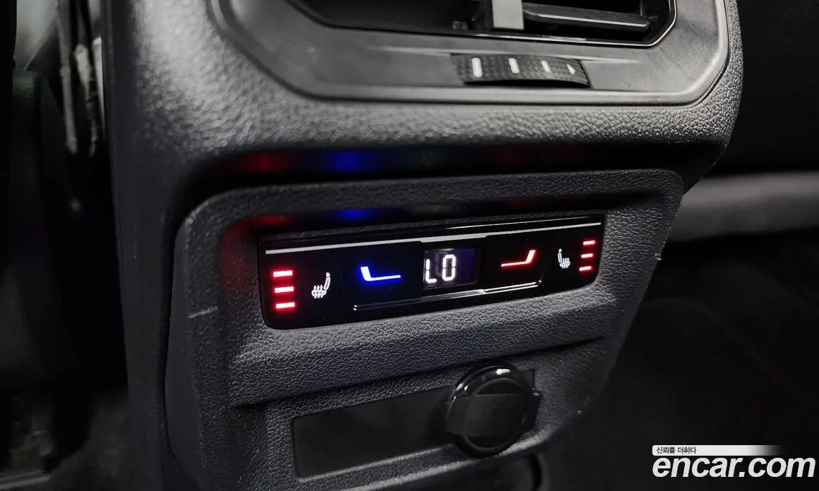 Volkswagen Tiguan 2023 2.0 автомат (гидро), фото 25