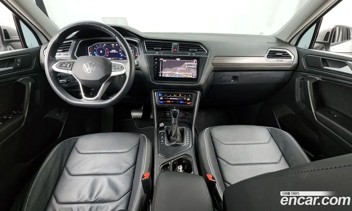 Volkswagen Tiguan 2023 2.0 автомат (гидро), фото 10