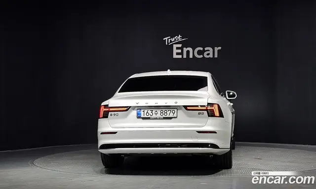 Volvo S90 2025 2.0 автомат (гидро), миниатюра 4